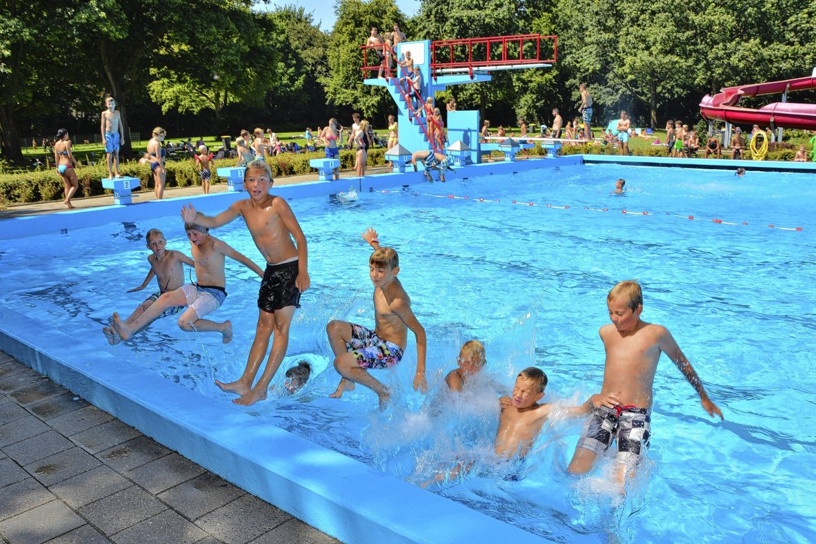 Voorverkoop abonnementen Oosterbosbad 2023