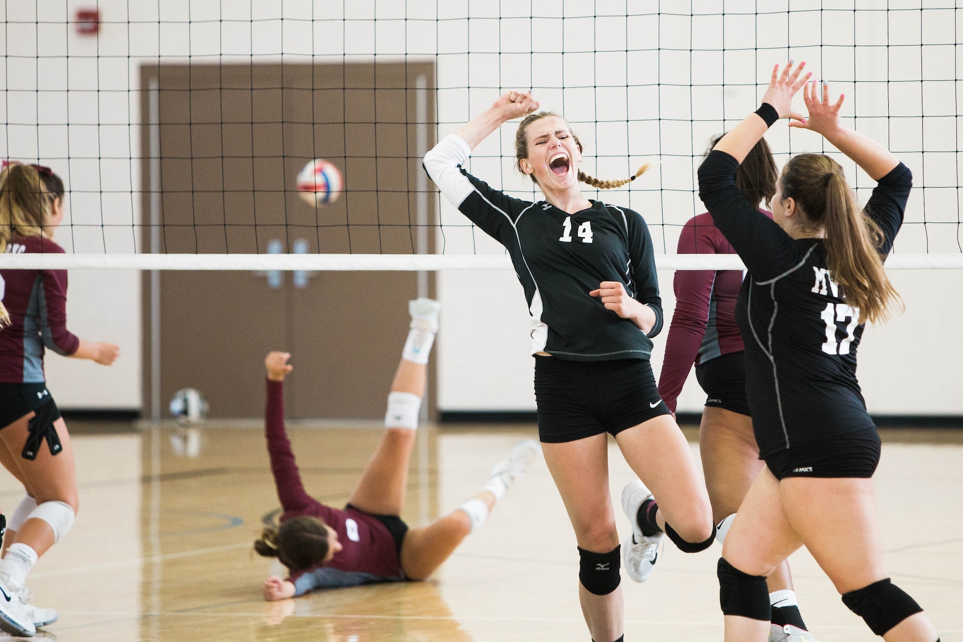 Volleybal winnend punt geslagen