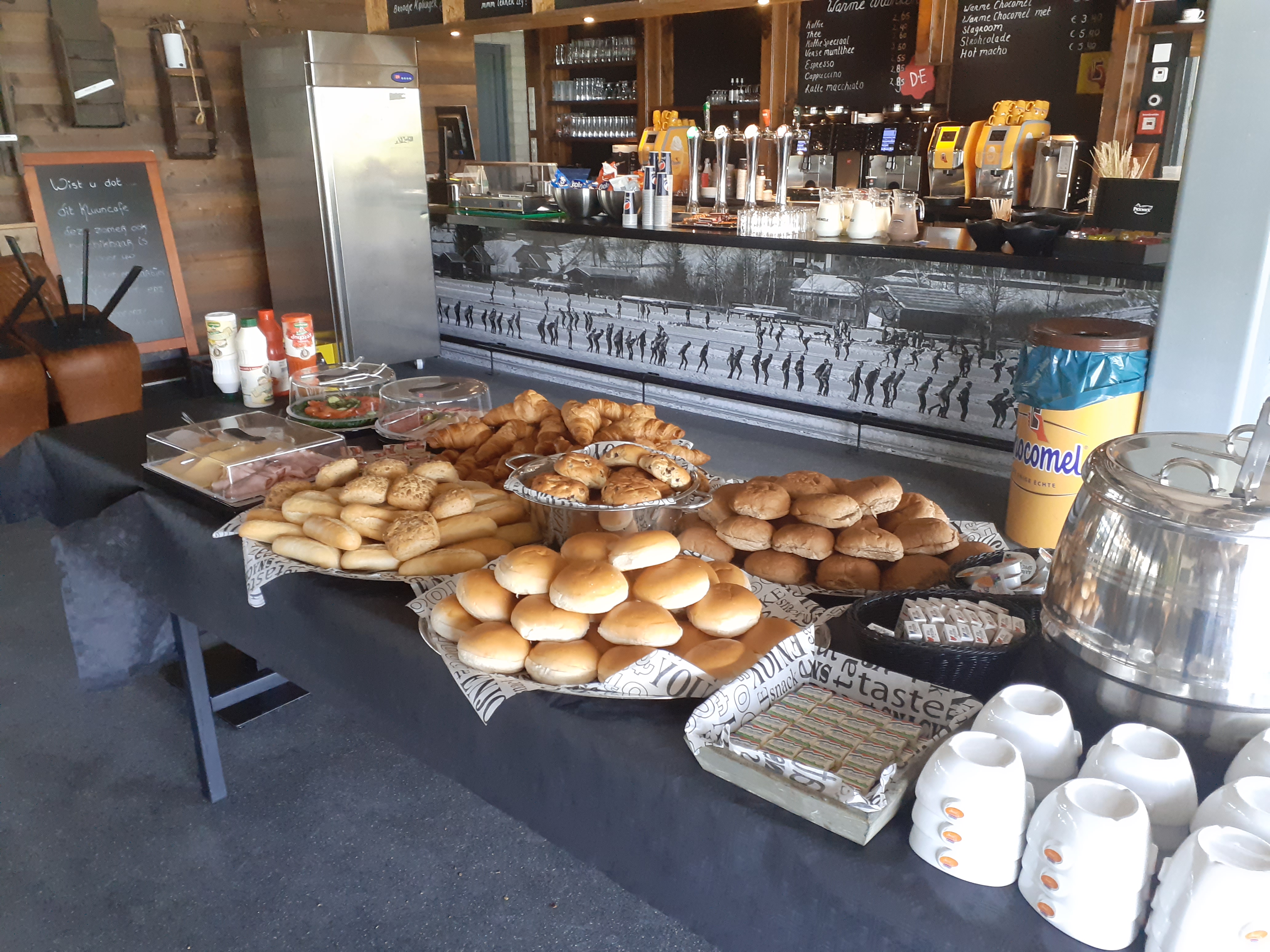 Een uitgebreid lunchbuffet bij de Westfries in Hoorn