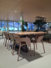 Tafel met stoelen